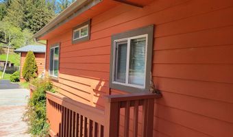 19921 WHALESHEAD Rd M1, Brookings, OR 97415