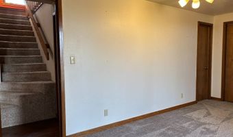 1812 Skyview Dr, Alva, OK 73717