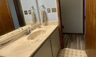 1501 Mardan Dr, Adrian, MI 49221