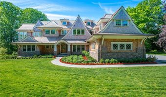 10 Ocean Lawn Ln, Newport, RI 02840