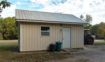 1140 N 100th Rd, Baldwin City, KS 66006