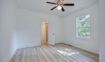 822 Chesnut St, Camden, SC 29020