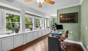 1002 NW 9th St, Bentonville, AR 72712