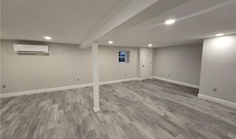 1 Angell Rd, Lincoln, RI 02865