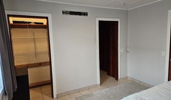 113 N WALNUT St, Bingen, WA 98605