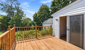 400 Thames St, Bristol, RI 02809