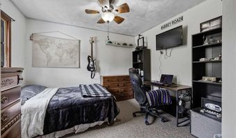 24798 127th St, Anamosa, IA 52205