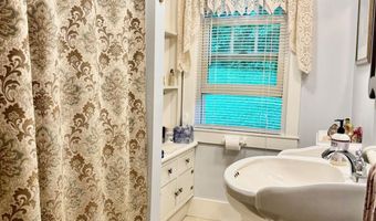 200 Forest Rd, Alstead, NH 03602
