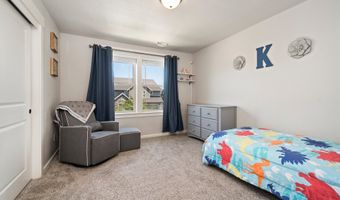 12209 MIMOSA Way, Oregon City, OR 97045