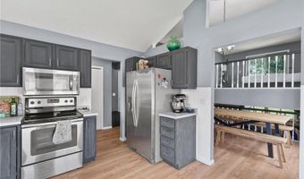 7995 Upper 145th St W, Apple Valley, MN 55124