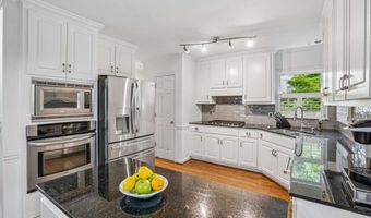 706 Braidwood Rdg NW, Acworth, GA 30101