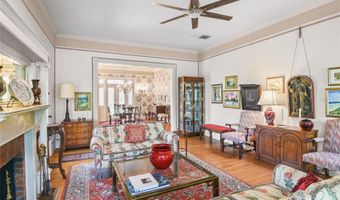 1233 GOLDEN Ln, Orlando, FL 32804
