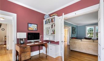 27 Cranston Ave, Newport, RI 02840
