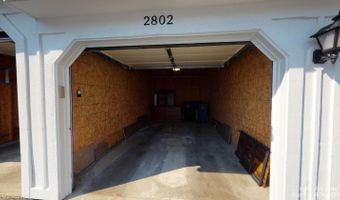 2802 S Knightsbridge Cir, Ann Arbor, MI 48105
