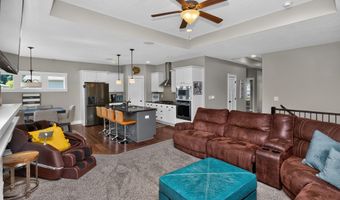 8711 NW 27th Ct, Ankeny, IA 50023