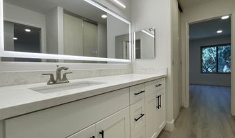 965 SHOREPOINT Ct #200, Alameda, CA 94501