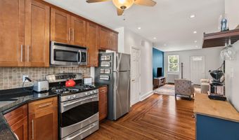 4009 LAURISTON St, Philadelphia, PA 19128