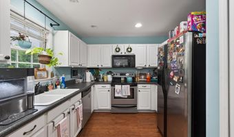 626 Thornbird Cir, Boiling Springs, SC 29316