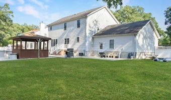 309 Holly Blvd, Bayville, NJ 08721