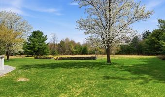 23 Whipple Rd, Glocester, RI 02814