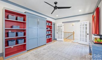 3224 E Ford Rd, Charlotte, NC 28205