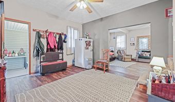 5869 Beechwood Ave, Alliance, OH 44601