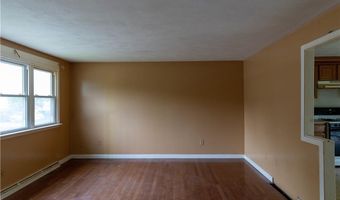 64 Perkins Ave, Cranston, RI 02910