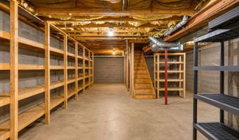 1308 KRISTIN Ln, Amissville, VA 20106
