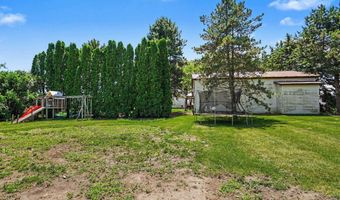 4250 Dickerson Rd, Akron, MI 48701