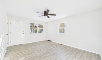 10 W 41st St, Anderson, IN 46013