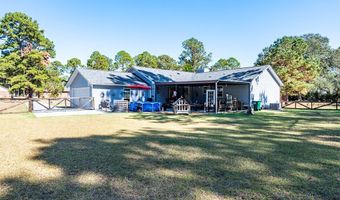 4506 Chateau Dr, Albany, GA 31721