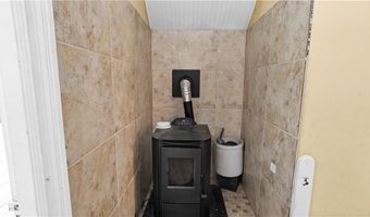 54 E Earle St, Cumberland, RI 02864