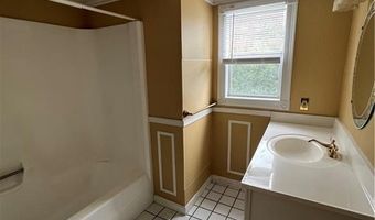9 Torch Ln, Coventry, RI 02816