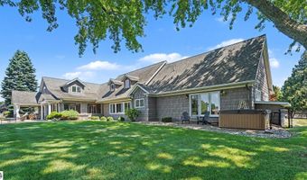 115 Golfside Dr, Alma, MI 48801