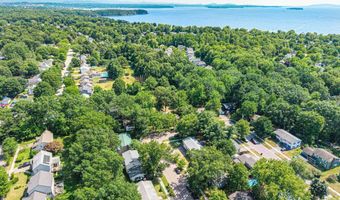88 Pleasant Ave, Burlington, VT 05408