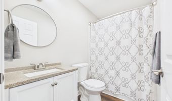 100 Shackleford Dr, Batesville, AR 72501