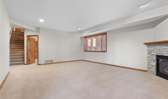 2535 Superior Ln NW, Rochester, MN 55901
