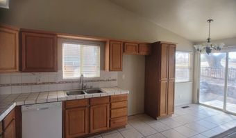 933 Julia Ln, Fernley, NV 89408