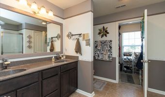 8701 Thatcher Ln, Avon, IN 46123