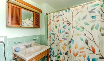 19 Longue Vue Ave, North Providence, RI 02904