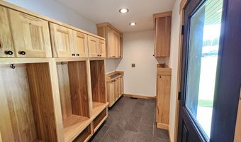 27337 Rich Valley Rd, Abingdon, VA 24210