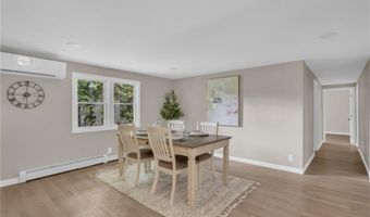 115 Hill Top Dr, Johnston, RI 02919