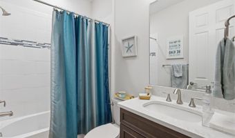 5604 WAYFARER Ave, Apollo Beach, FL 33572