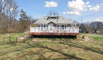 104 Highland Ave, Allegan, MI 49010