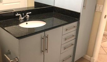 1021 N GARFIELD St 118, Arlington, VA 22201