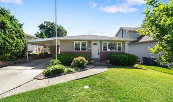 7932 Kingwood St, Affton, MO 63123