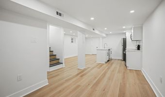 31 W 46TH St 1, Bayonne, NJ 07002