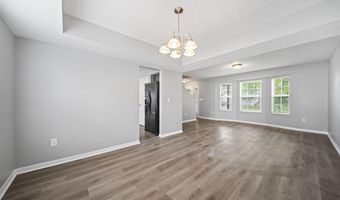 2839 Beal Dr, Columbus, OH 43232