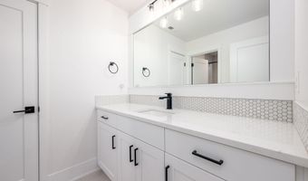 62667 NW McClain Dr, Bend, OR 97703