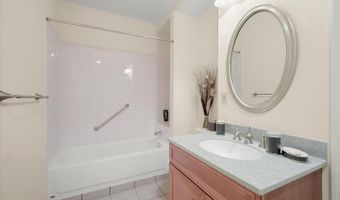 16907 HARBOUR TOWN Dr, Ashton, MD 20861